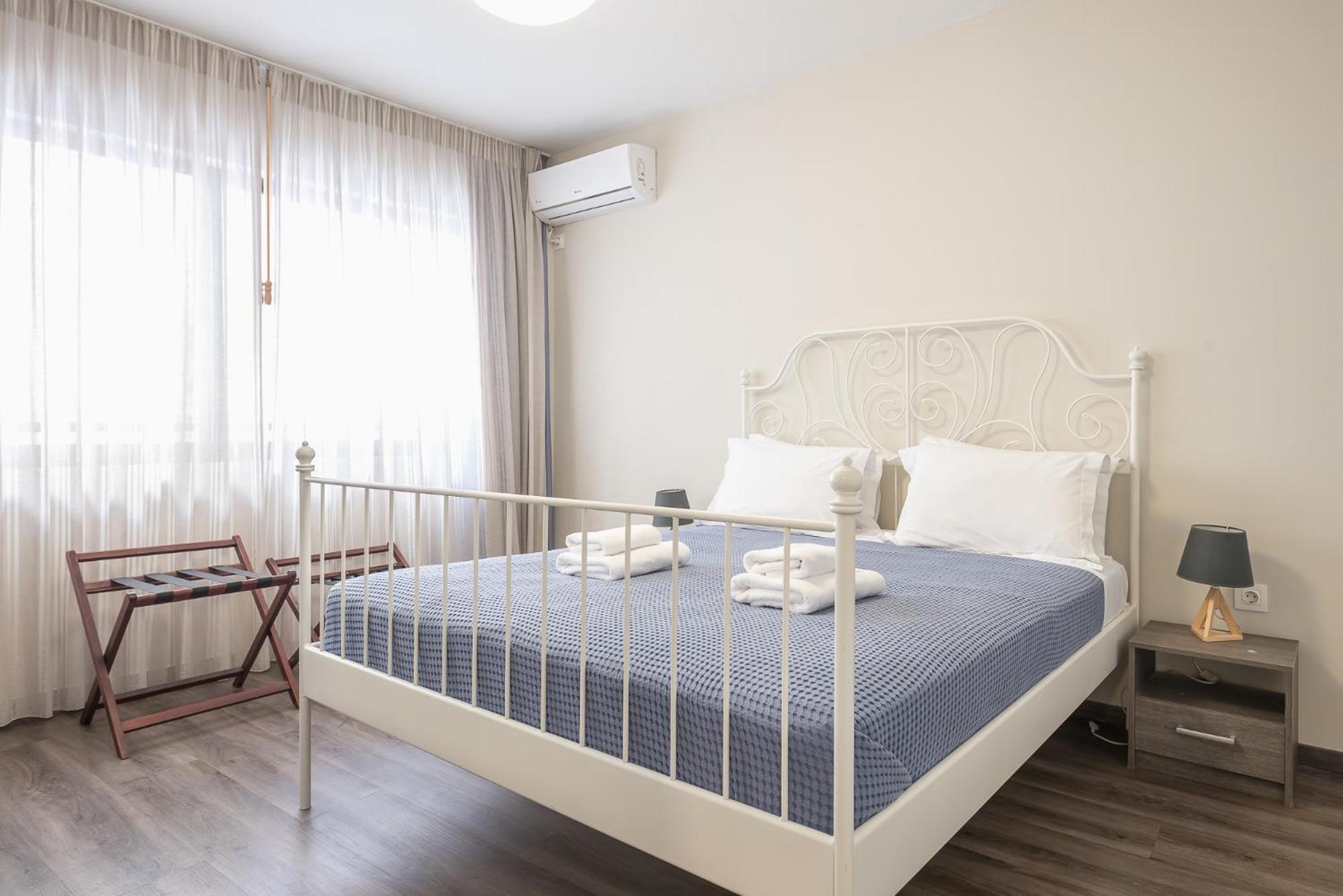 Apartment Steps From Historic Center Plaka Athens Ngoại thất bức ảnh