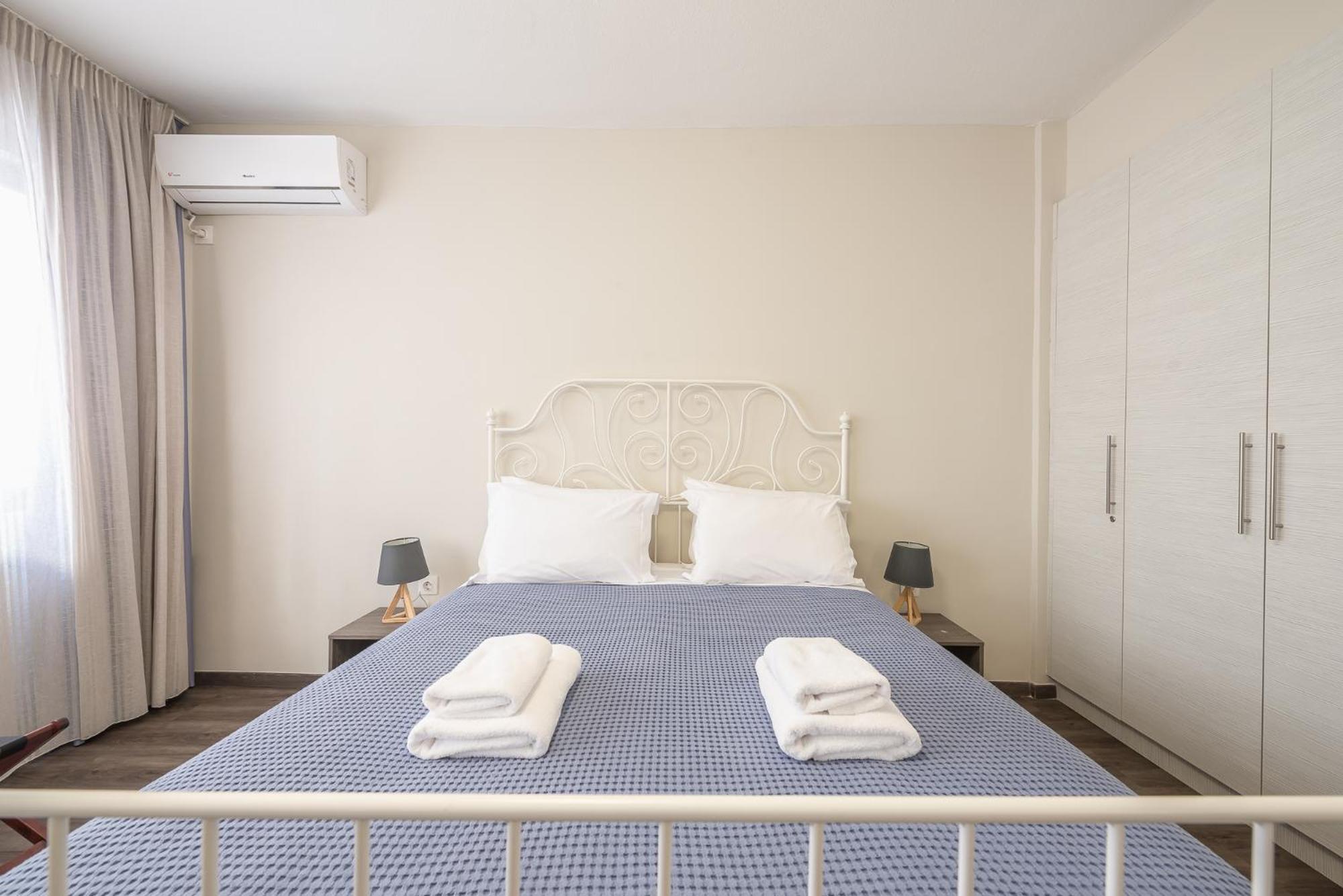 Apartment Steps From Historic Center Plaka Athens Ngoại thất bức ảnh