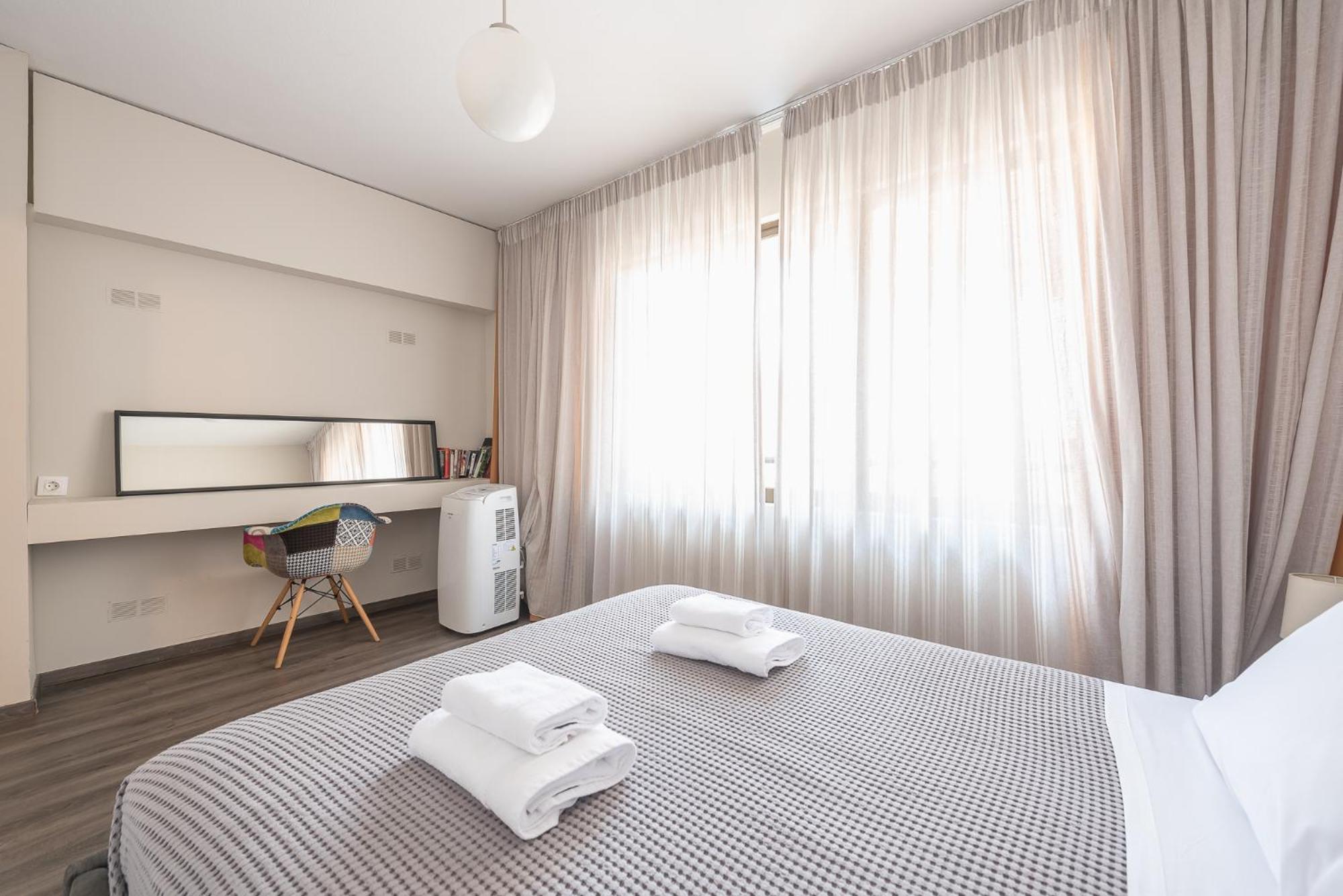 Apartment Steps From Historic Center Plaka Athens Ngoại thất bức ảnh
