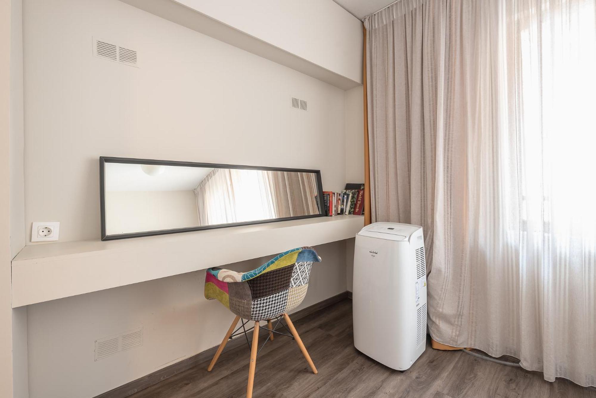 Apartment Steps From Historic Center Plaka Athens Ngoại thất bức ảnh